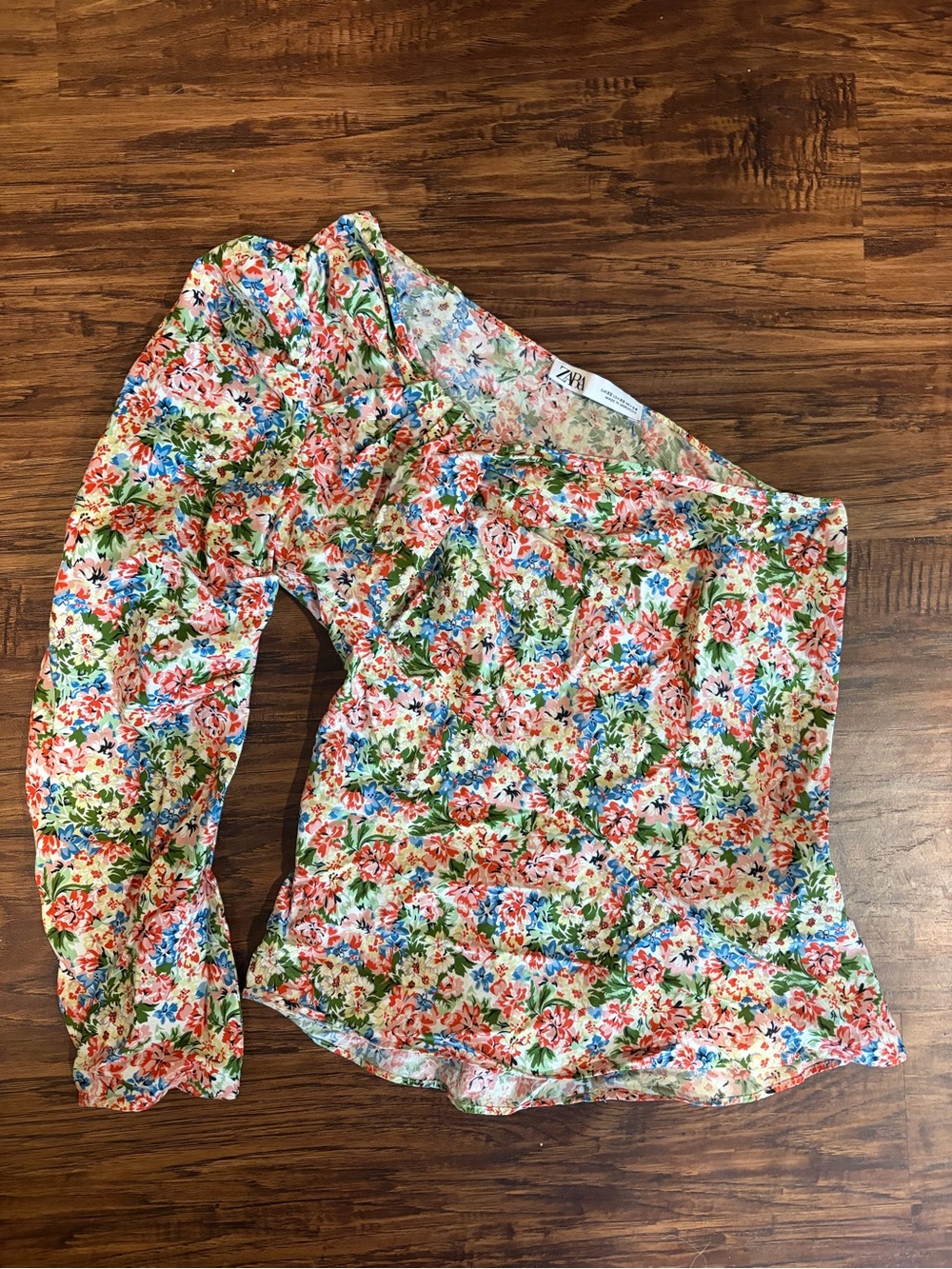 Zara Floral One-Shoulder Top women’s xs